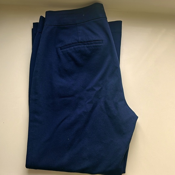 Michael Kors navy crop sailor pants. - Picture 5 of 7